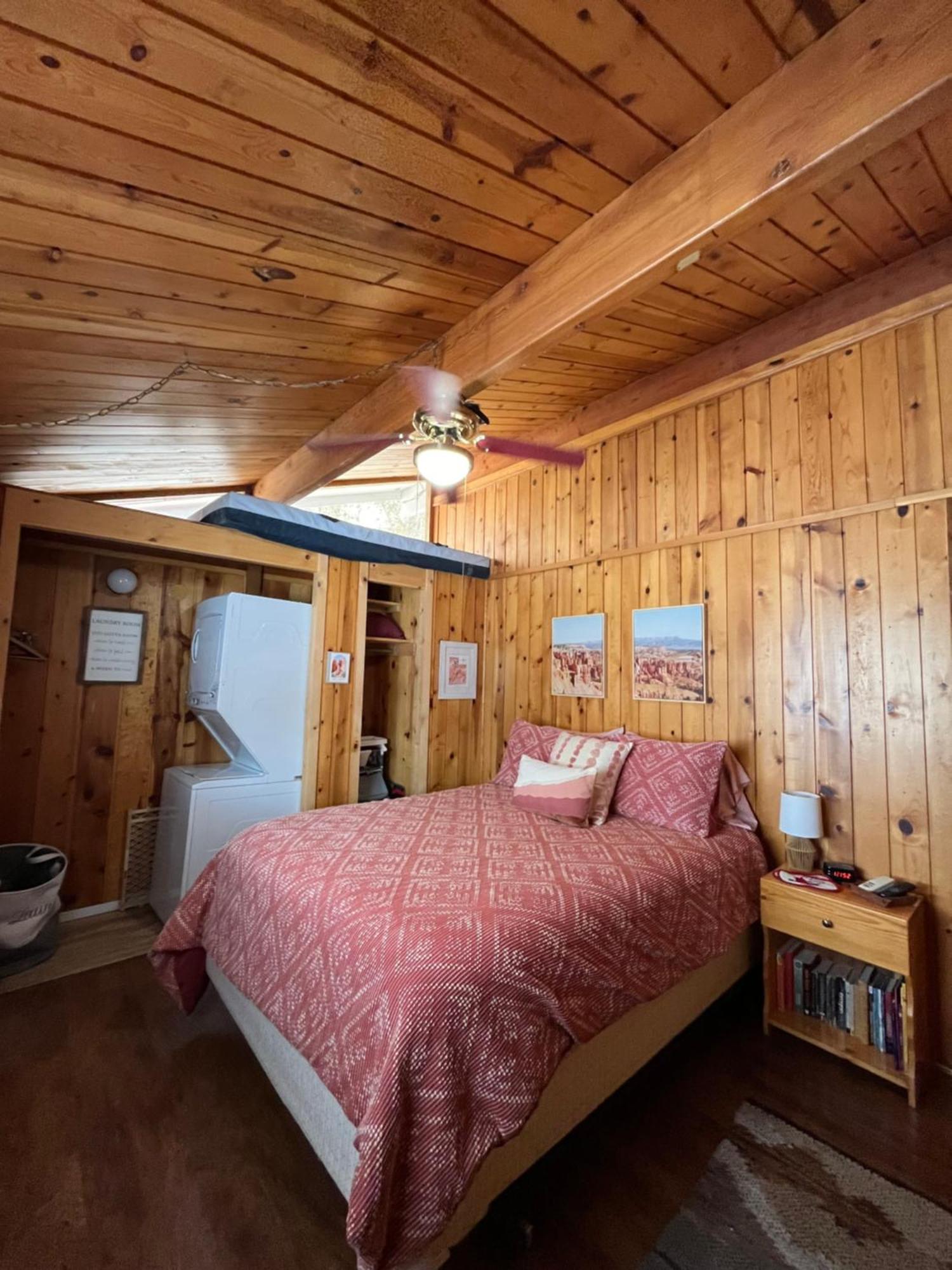 Bryce's Zion House By Bryce Canyon National Park! Holiday home *