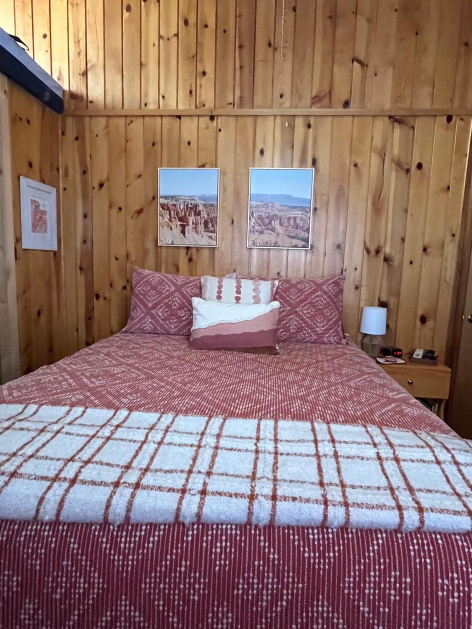 Bryce's Zion House By Bryce Canyon National Park! Holiday home *